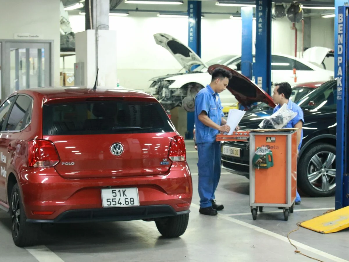 Bao nhiêu lâu thì nên thay nhớt ô tô? Xưởng dịch vụ chuẩn 4S - VW Sài Gòn